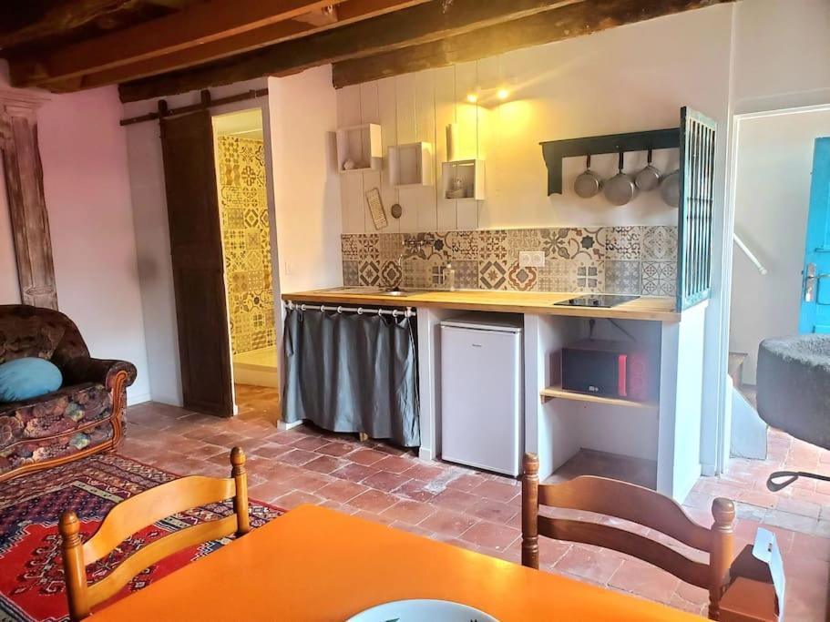 Petite Maison De Village إيجرونْدْ المظهر الخارجي الصورة